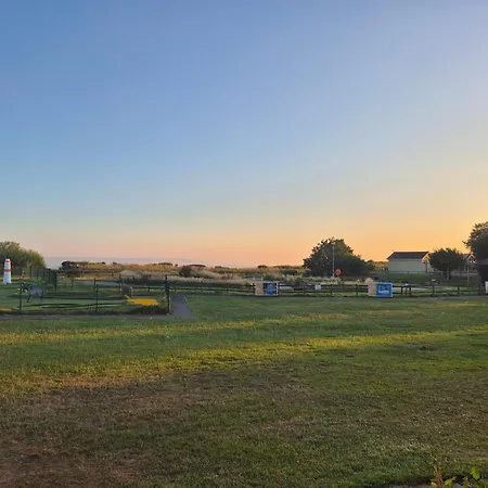 8 Berth Caravan At Blue Dolphin East Coast Apartment *