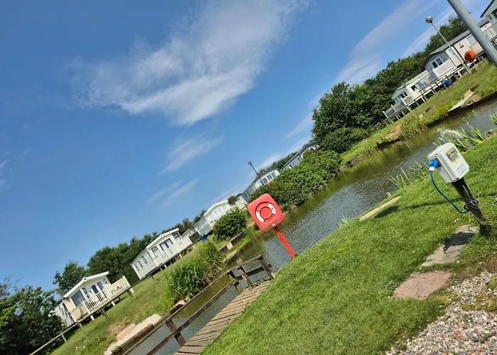 8 Berth Caravan At Blue Dolphin East Coast דירה *